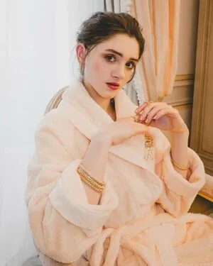 Natalia Dyer / nattyiceofficial фото голая #0060