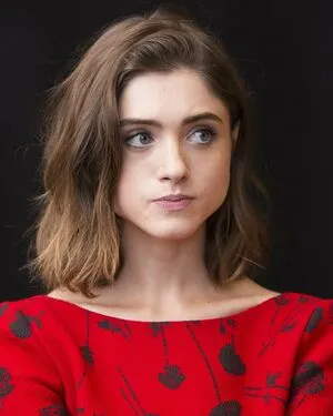 Natalia Dyer / nattyiceofficial фото голая #0072