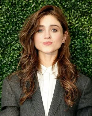 Natalia Dyer / nattyiceofficial фото голая #0135