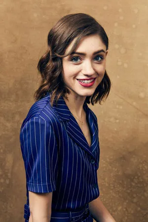 Natalia Dyer / nattyiceofficial фото голая #0148