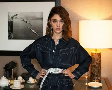 Natalia Dyer / nattyiceofficial фото голая #0207