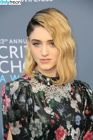 Natalia Dyer / nattyiceofficial nude photo #0489