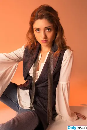 Natalia Dyer / nattyiceofficial nude photo #0545