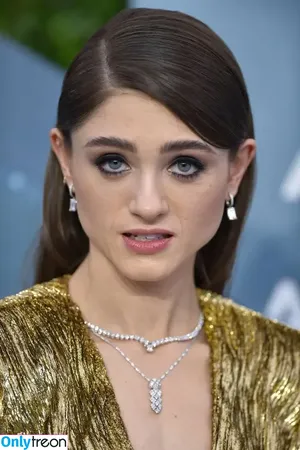 Natalia Dyer / nattyiceofficial nude photo #0582