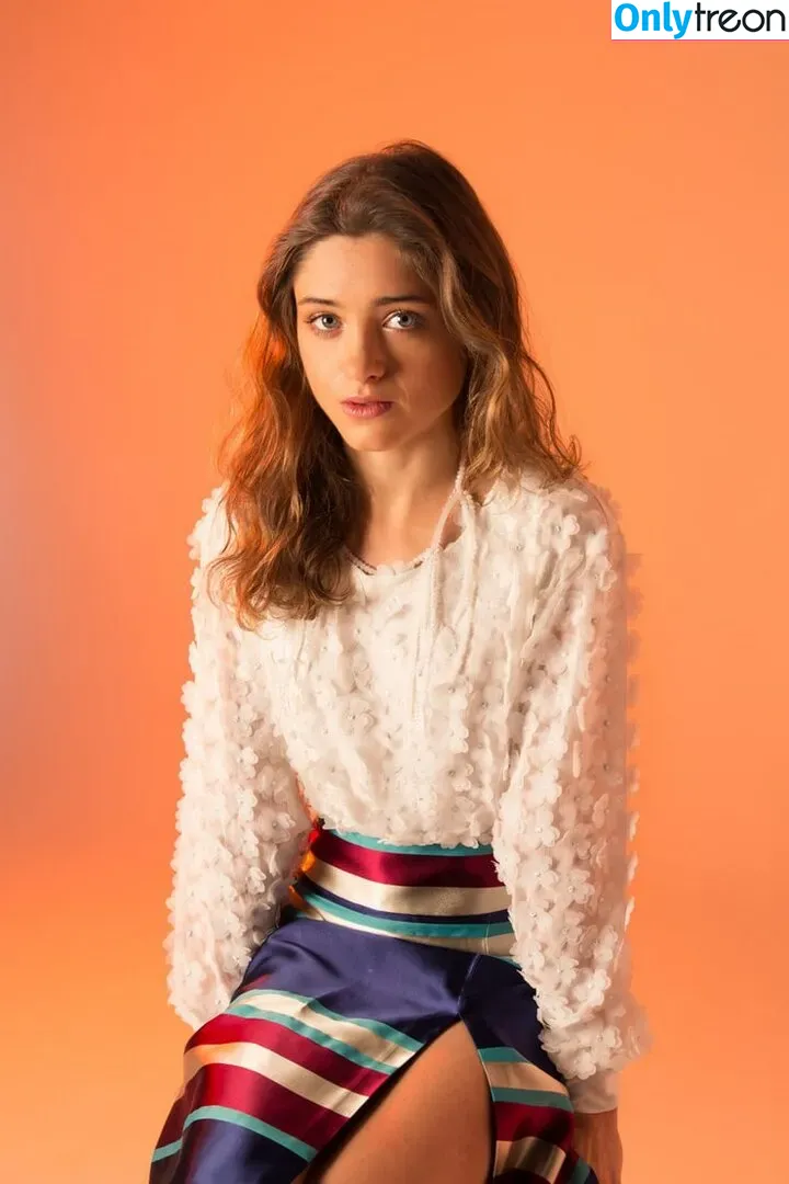 Natalia Dyer голая photo #0011 (nattyiceofficial)