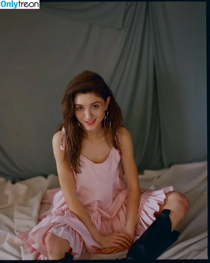 Natalia Dyer голая photo #0062 (nattyiceofficial)