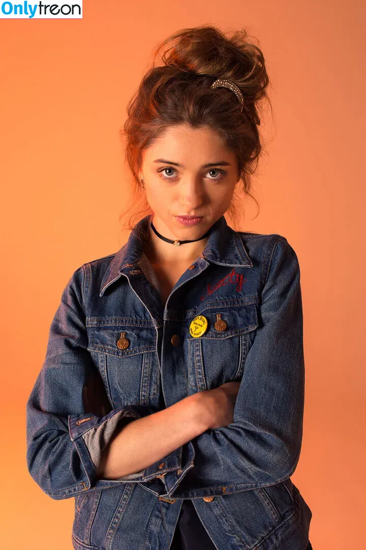 Natalia Dyer голая photo #0100 (nattyiceofficial)