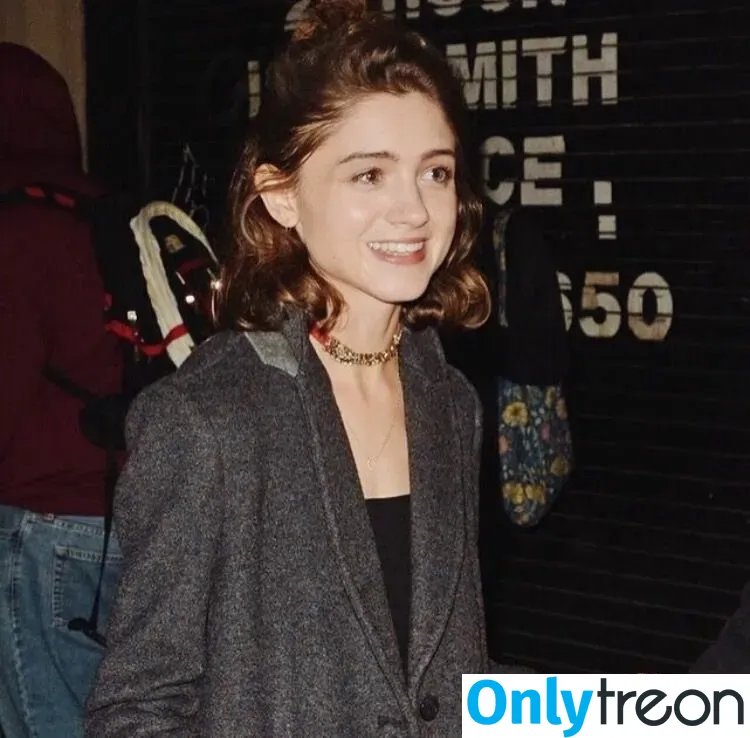 Natalia Dyer nude photo #0125 (nattyiceofficial)