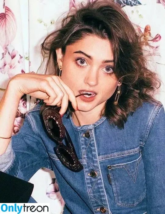 Natalia Dyer голая photo #0248 (nattyiceofficial)