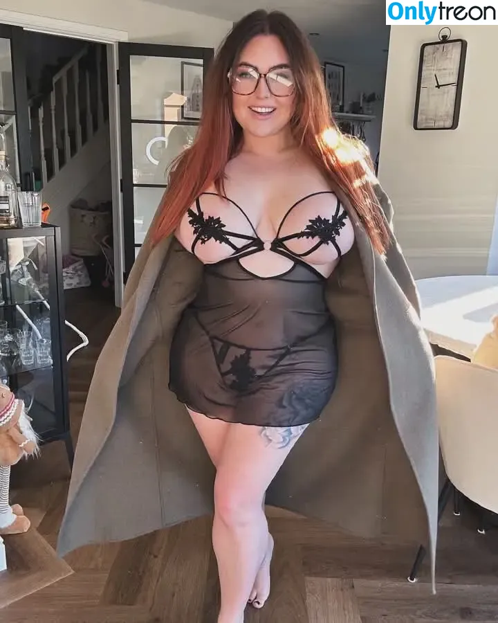 Natalia Rae Reynolds nude photo #0015 (iamnataliarae / nataliaraeofficial)