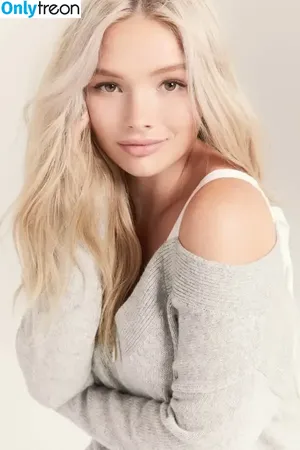 Natalie Alyn Lind / nataliealynlind / natalynlind nude photo #0679