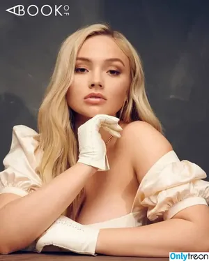 Natalie Alyn Lind / nataliealynlind / natalynlind nude photo #0683