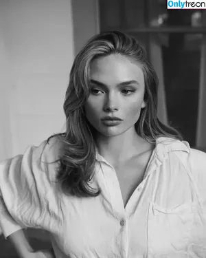 Natalie Alyn Lind / nataliealynlind / natalynlind фото голая #0721