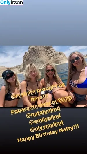 Natalie Alyn Lind / nataliealynlind / natalynlind nude photo #0774