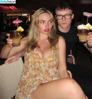 Natalie Alyn Lind / nataliealynlind / natalynlind nude photo #0800