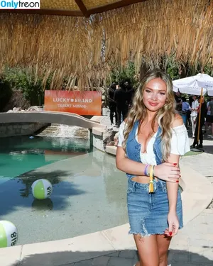 Natalie Alyn Lind / nataliealynlind / natalynlind фото голая #0813