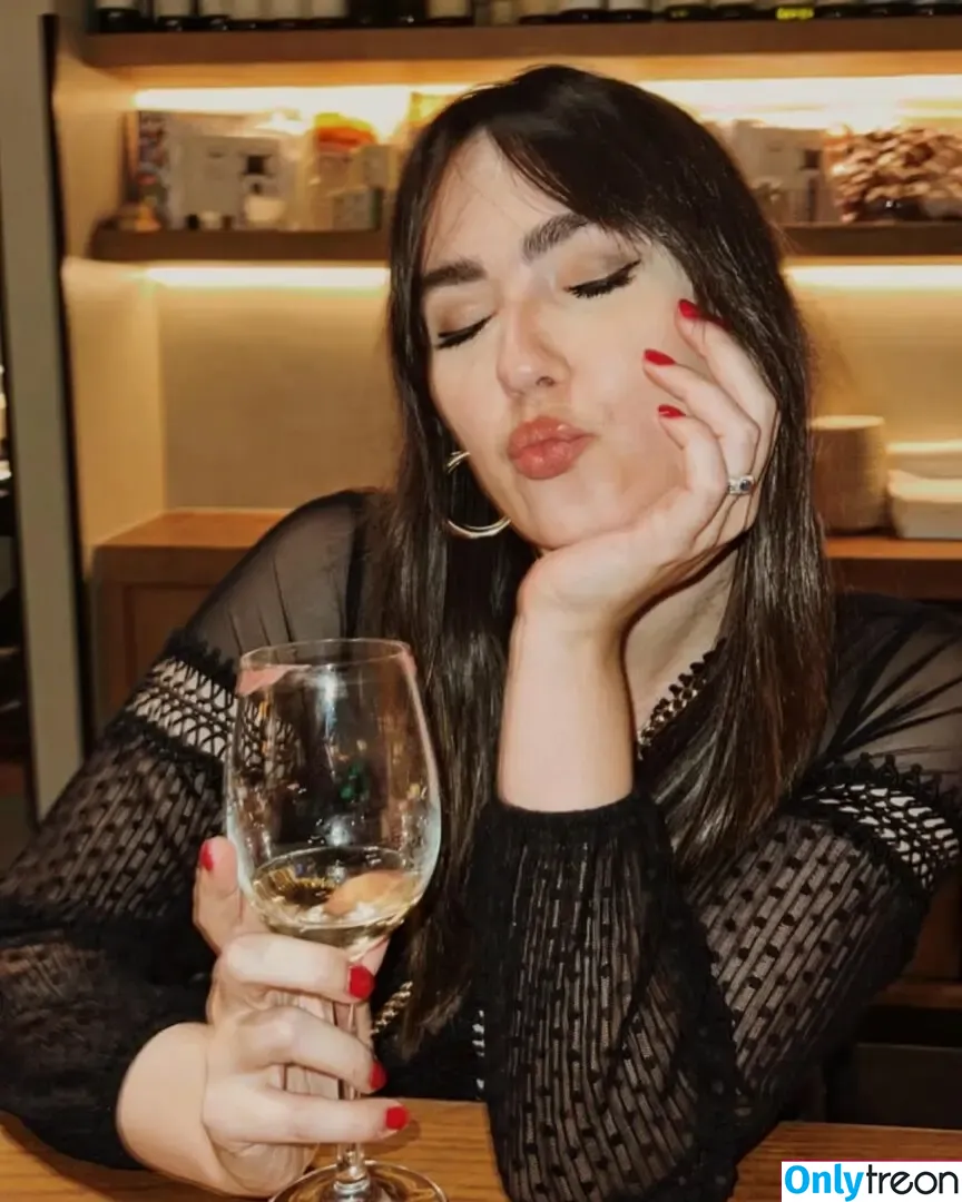 Natalie Ann nude photo #0002 (upyourvlog)