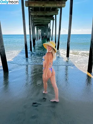 Natalie Decker / NatalieRacing / nataliedecker / user nude photo #0374