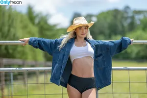Natalie Decker / NatalieRacing / nataliedecker / user nude photo #0470