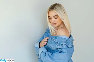 Natalie Decker / NatalieRacing / nataliedecker / user nude photo #0478