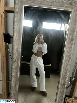 Natalie Decker / NatalieRacing / nataliedecker / user nude photo #0483