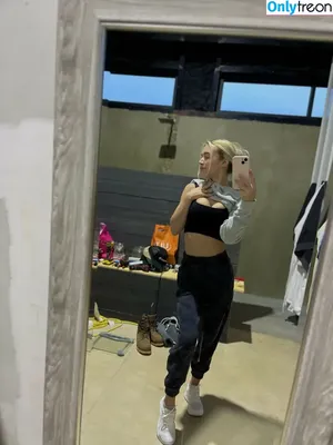 Natalie Decker / NatalieRacing / nataliedecker / user nude photo #0571