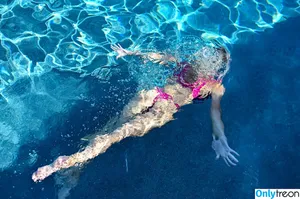 Natalie Decker / NatalieRacing / nataliedecker / user nude photo #0678