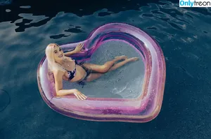 Natalie Decker / NatalieRacing / nataliedecker / user nude photo #0712