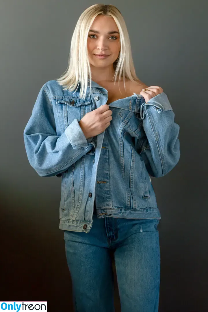 Natalie Decker nude photo #0501 (NatalieRacing / nataliedecker / user)