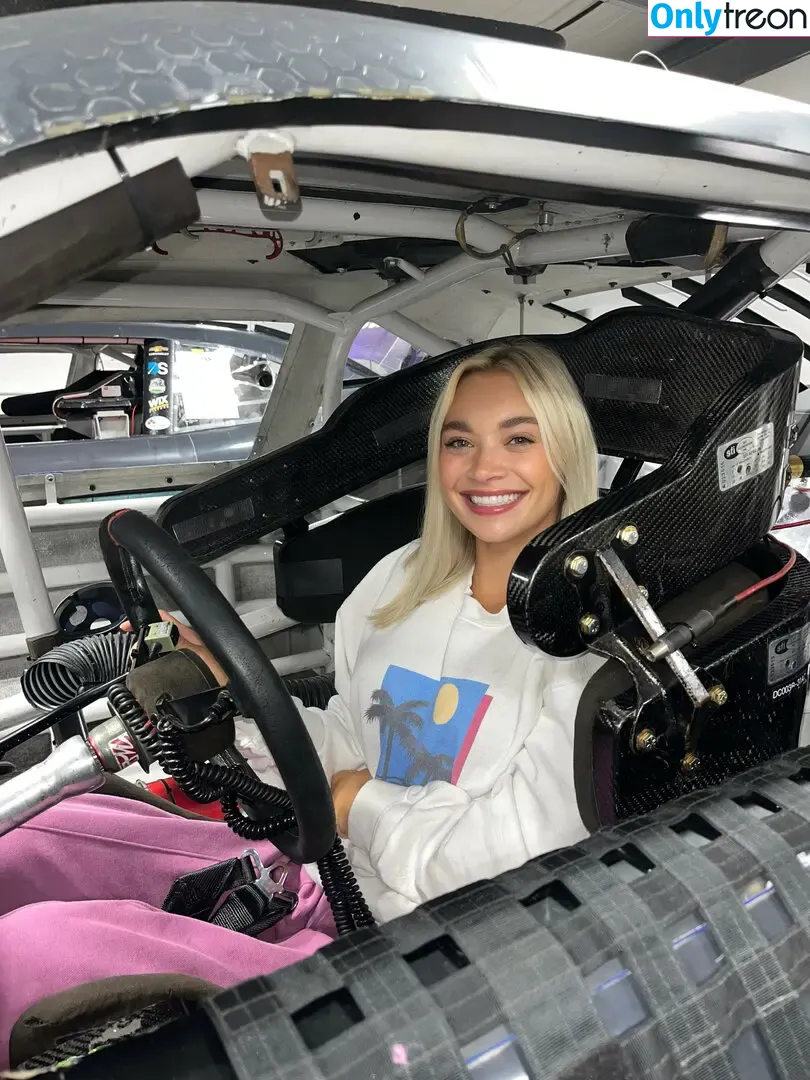 Natalie Decker nude photo #0725 (NatalieRacing / nataliedecker / user)