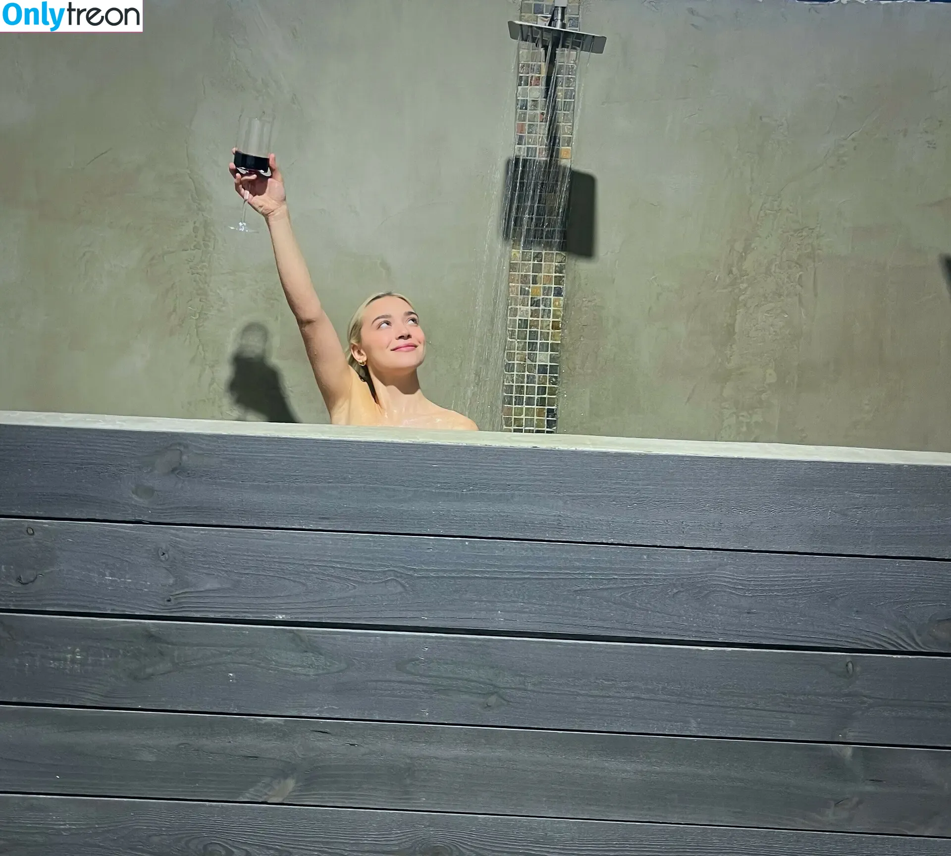 Natalie Decker nude photo #0817 (NatalieRacing / nataliedecker / user)