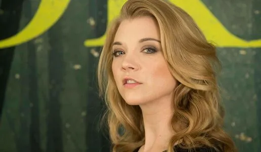 Natalie Dormer / nataliedormerig nude photo #0074