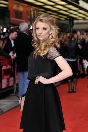 Natalie Dormer / nataliedormerig nude photo #0141