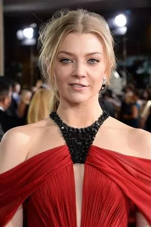 Natalie Dormer / nataliedormerig nude photo #0394