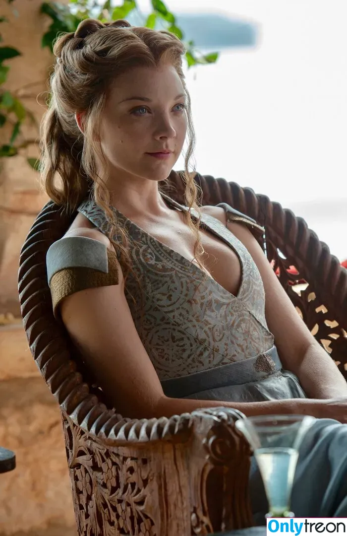 Natalie Dormer nude photo #0056 (nataliedormerig)