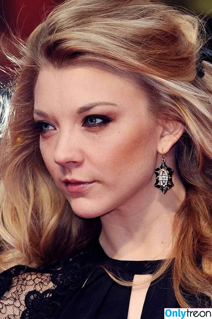 Natalie Dormer nude photo #0135 (nataliedormerig)