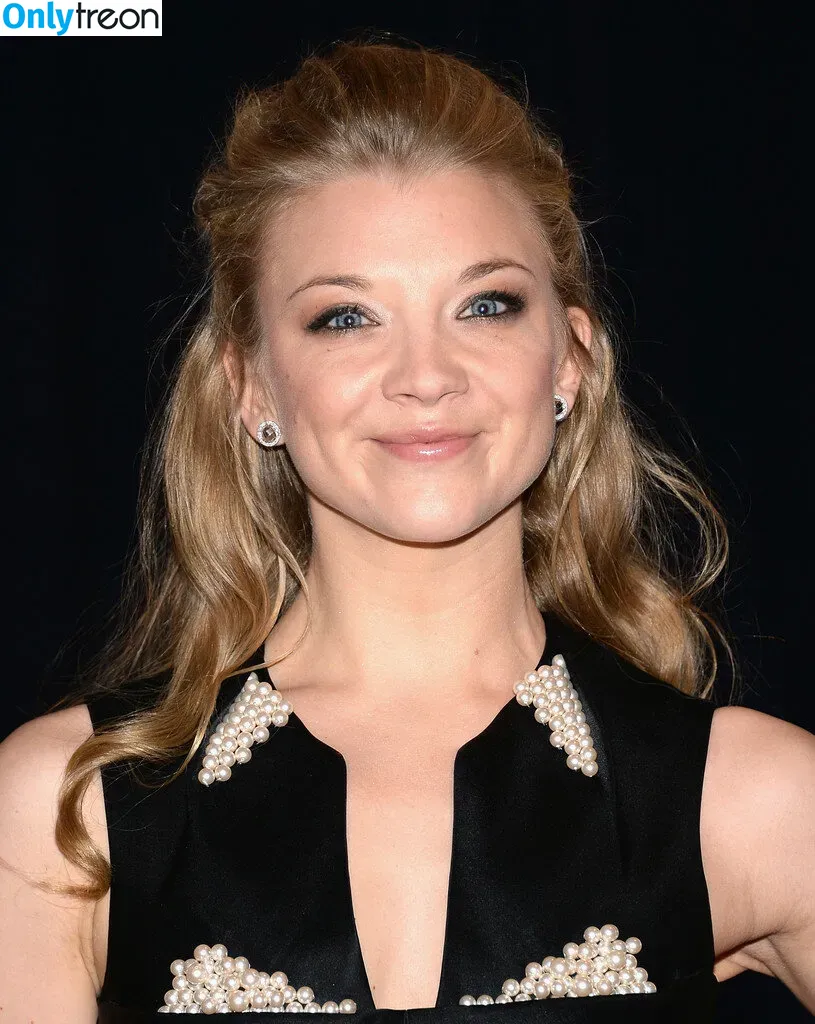 Natalie Dormer nude photo #0146 (nataliedormerig)