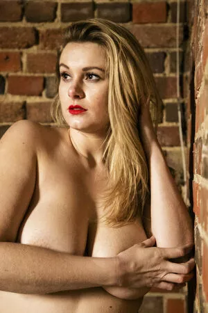 Natalie Juliet Deadman / nataliedeadman nude photo #0013
