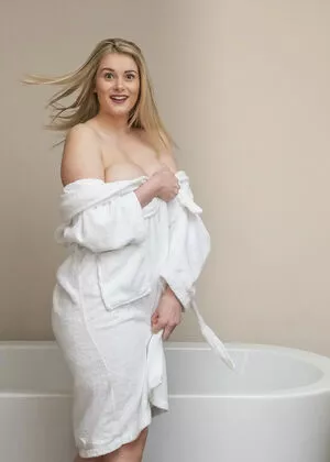 Natalie Juliet Deadman / nataliedeadman nude photo #0017
