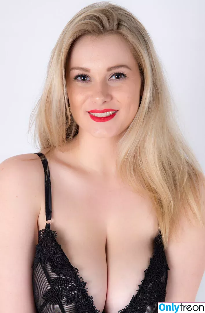 Natalie Juliet Deadman nude photo #0003 (nataliedeadman)