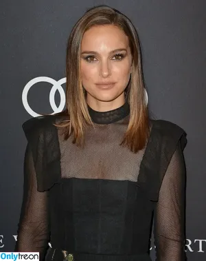 Natalie Portman / natalieportman nude photo #1818