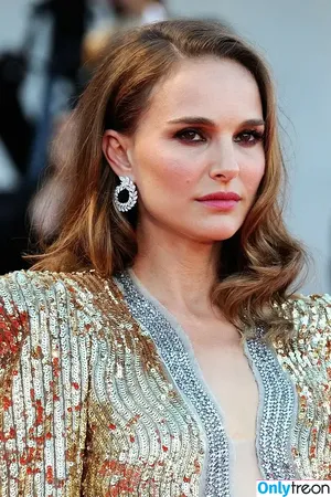 Natalie Portman / natalieportman nude photo #1840