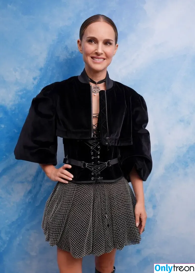 Natalie Portman голая photo #1528 (natalieportman)