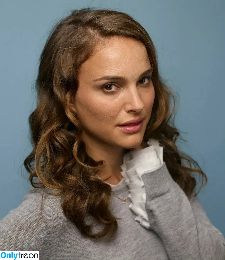 Natalie Portman nude photo #1699 (natalieportman)