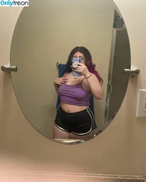 Natalie Renee Fitzgerald / gothiccmamii27 / gothiccmamii97 nude photo #0011