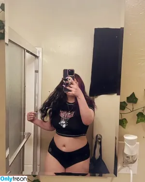 Natalie Renee Fitzgerald / gothiccmamii27 / gothiccmamii97 nude photo #0028