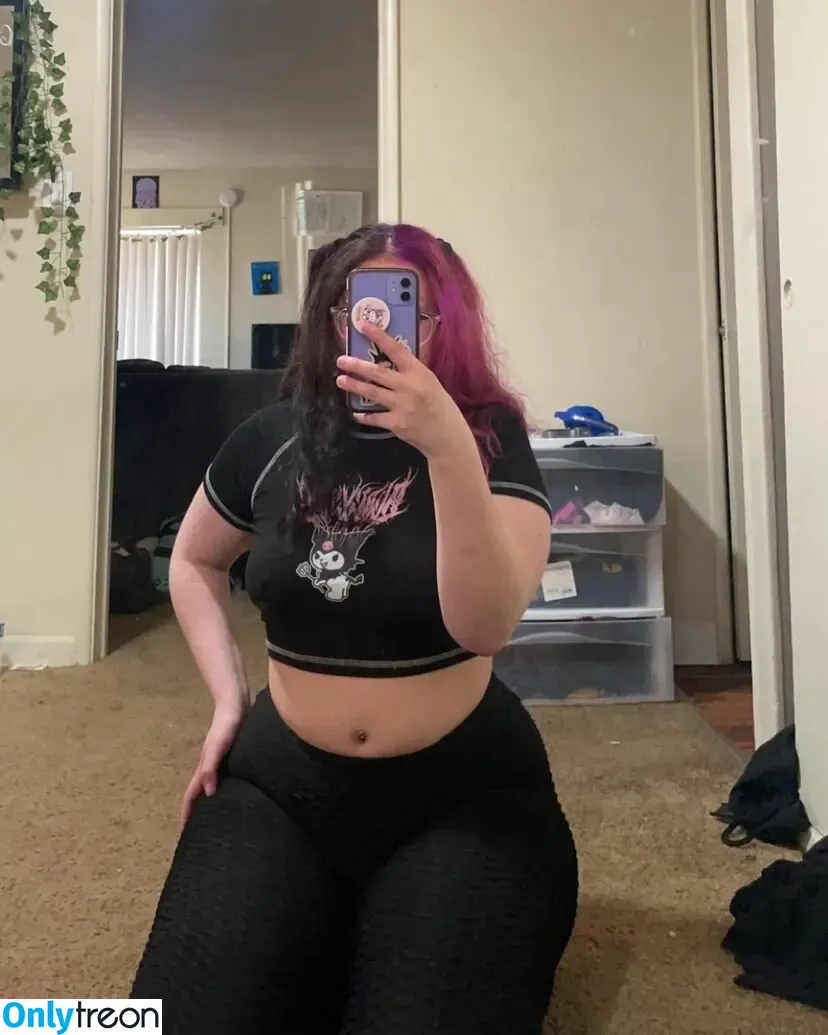 Natalie Renee Fitzgerald nude photo #0024 (gothiccmamii27 / gothiccmamii97)