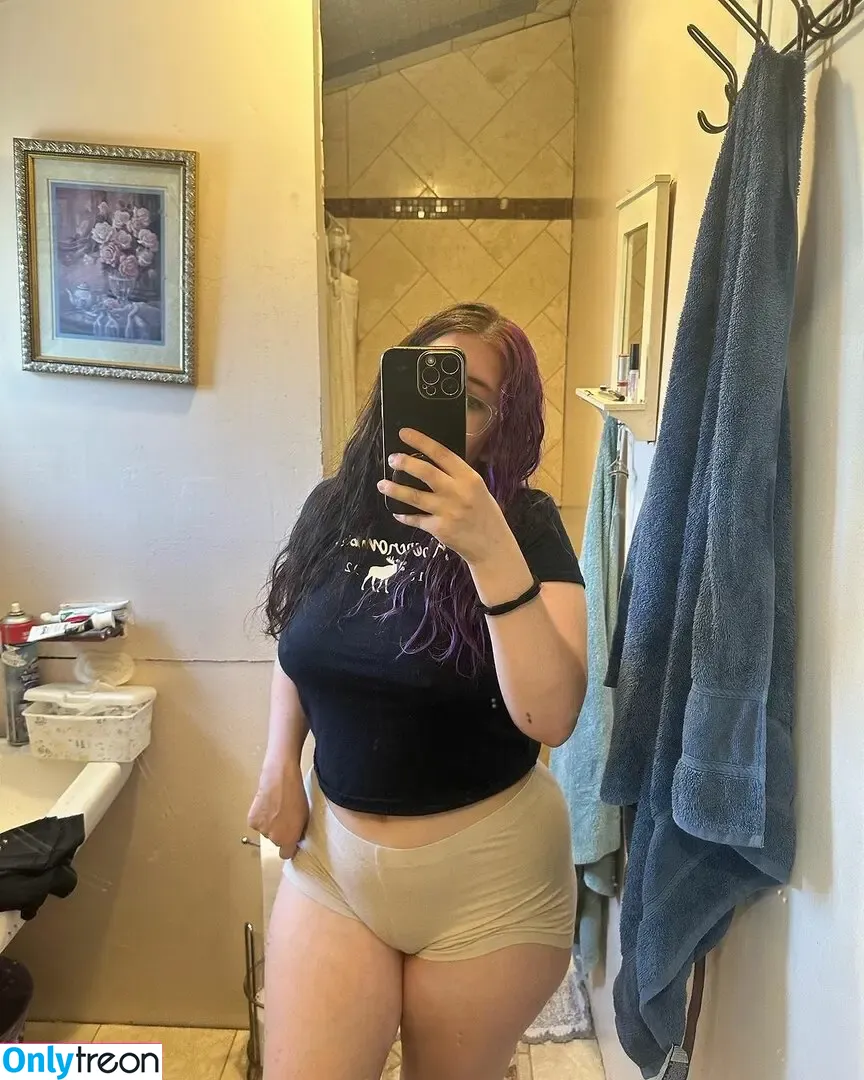Natalie Renee Fitzgerald nude photo #0036 (gothiccmamii27 / gothiccmamii97)
