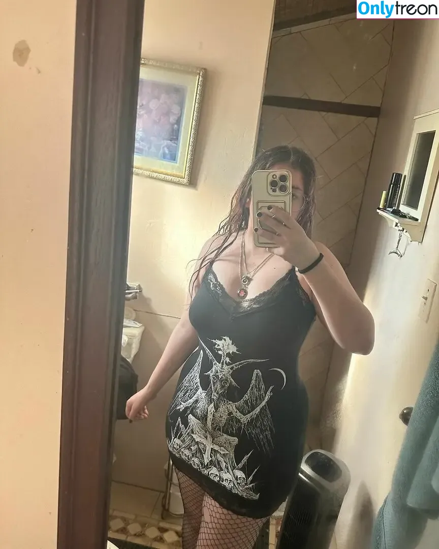 Natalie Renee Fitzgerald голая photo #0062 (gothiccmamii27 / gothiccmamii97)