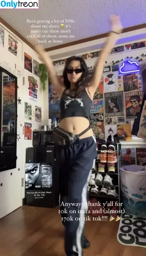 Natalie Tran / itsnatalietran nude photo #0039